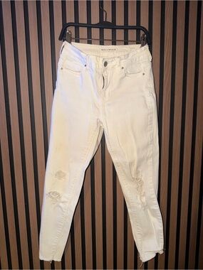 Bullhead White Distressed High-Rise Skinny Jeans